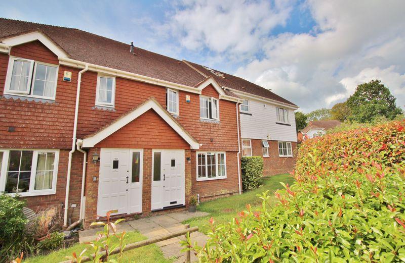 Little Park, Wadhurst 2 bed terraced house £275,000