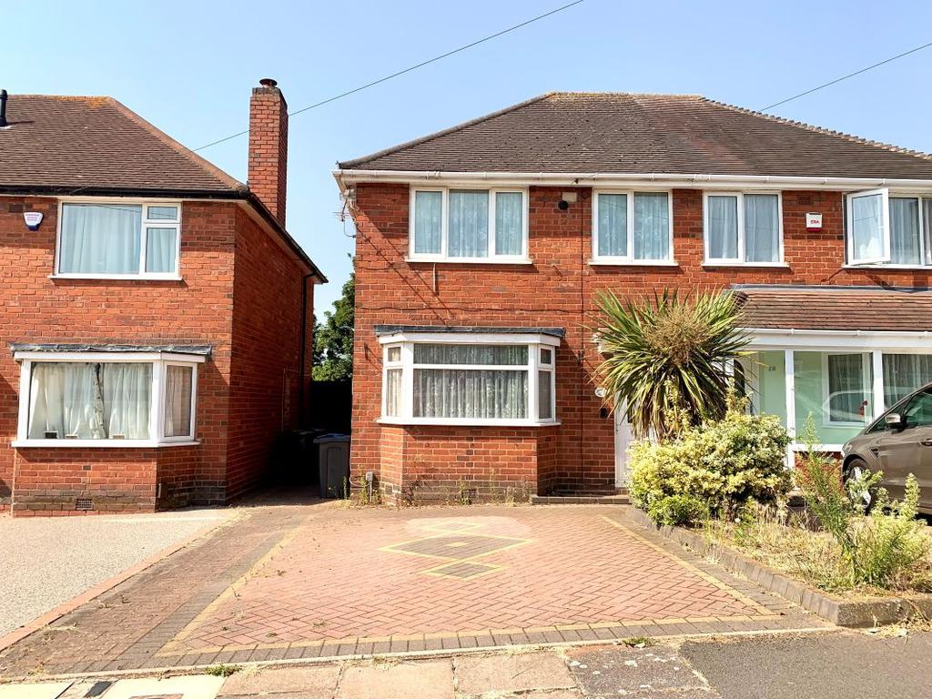 26 Somercotes Road, Great Barr... 3 bed semidetached house £89,000