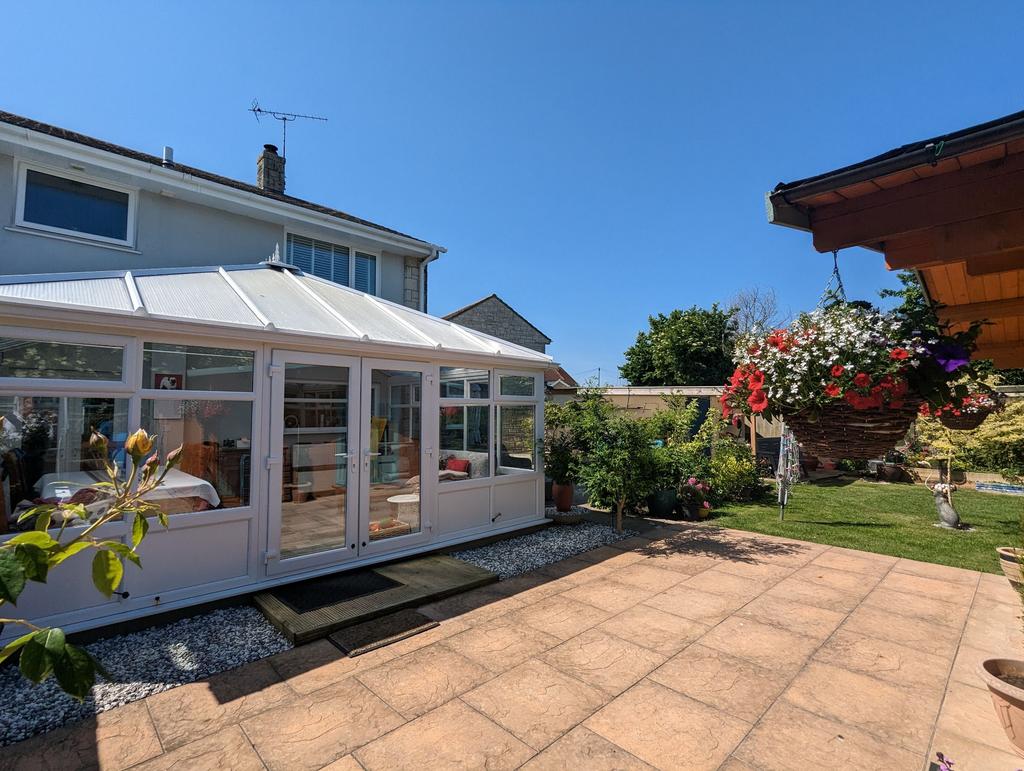 Randall Close, Chickerell, Weymouth 3 bed semidetached house for sale