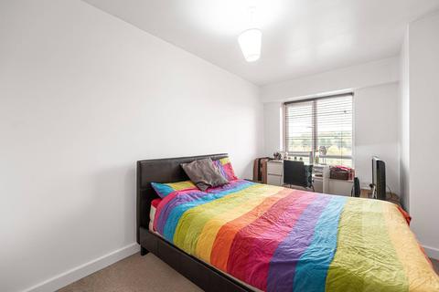 2 bedroom flat for sale - Aerodrome Road, Colindale, London, NW9