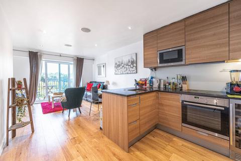 2 bedroom flat for sale - Aerodrome Road, Colindale, London, NW9