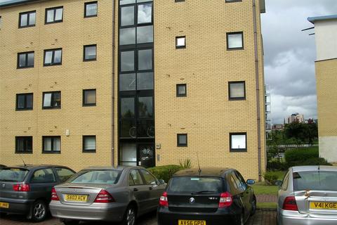 undefined, Mavisbank Gardens, Glasgow, G51