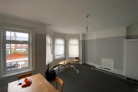 2 bedroom apartment to rent, Brownlow Road, London, N11