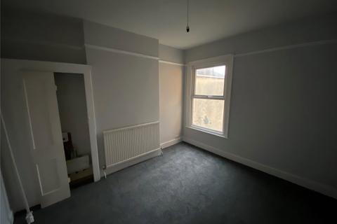 2 bedroom apartment to rent, Brownlow Road, London, N11