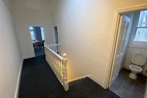 2 bedroom apartment to rent, Brownlow Road, London, N11