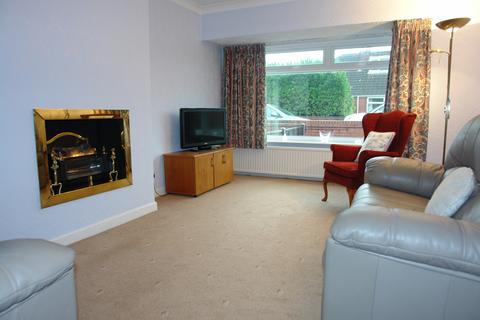 2 bedroom semi-detached bungalow for sale - Strand Way, Royton, Oldham