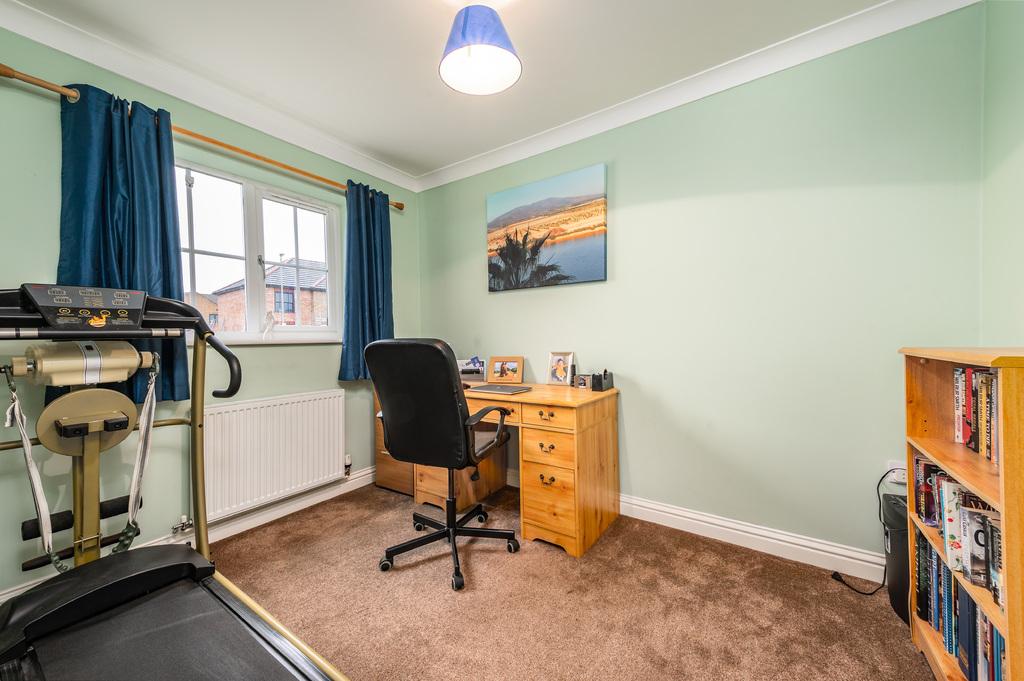 Study / Bedroom 5