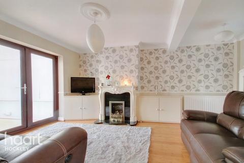 191 Ferry Road, Hullbridge, Hockley, SS5 6JY