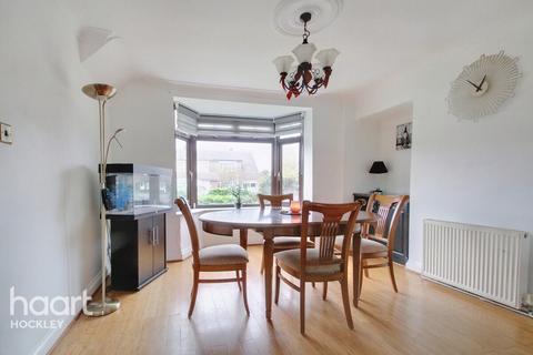 191 Ferry Road, Hullbridge, Hockley, SS5 6JY