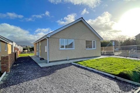 2 bedroom bungalow for sale, Bungalow At Cae'r Eglwys, Llanrug, Caernarfon, LL55