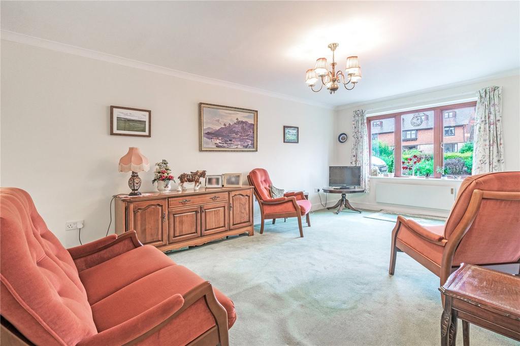 Crittles Court, Townlands Road, Wadhurst, East Sussex, TN5 2 bed
