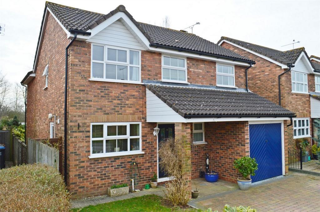 Stirling Way, WELWYN GARDEN CITY, Hertfordshire 4 bed detached house £550,000