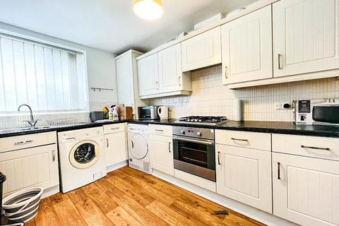 4 bedroom terraced house to rent, Haymarket Street, Grove Village, Manchester, M13