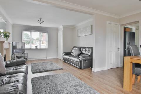 31 Eldon Drive, Preston, Hull, HU12 8XH