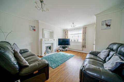 3 bedroom end of terrace house for sale - Astley Close, Hedon, Hull, East Riding of Yorkshire, HU12 8FN