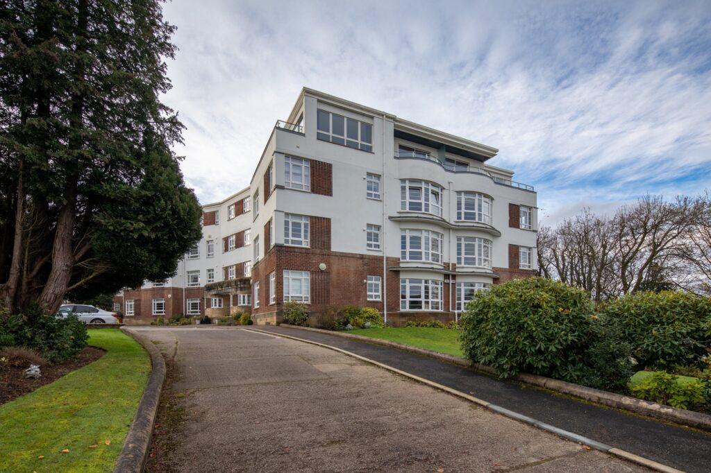 Sandringham Court, Newton Mearns 3 bed apartment for sale £415,000