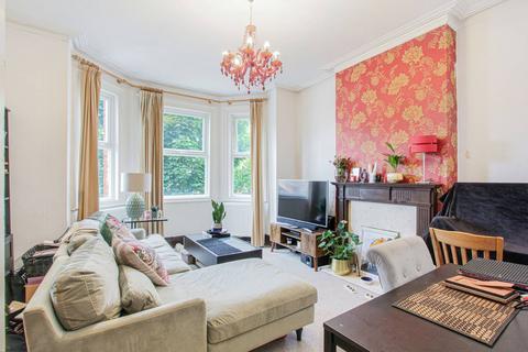 3 bedroom maisonette for sale - Beatrice Avenue, Norbury, London, SW16