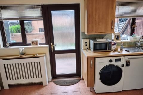 3 bedroom semi-detached house for sale - Hugh Thomas Avenue, Hereford, HR4 9RB