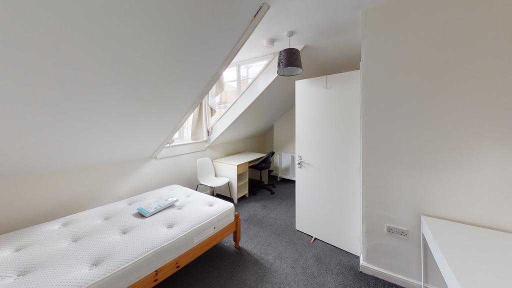 48-Burns-Street-Bedroom(5)