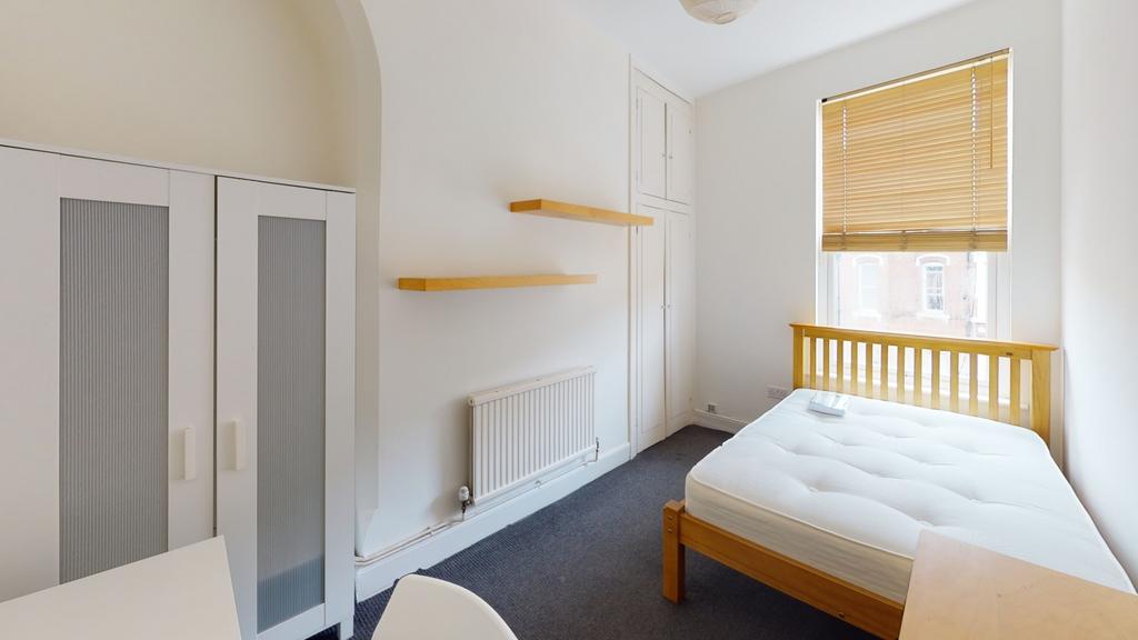 48-Burns-Street-Bedroom(8)