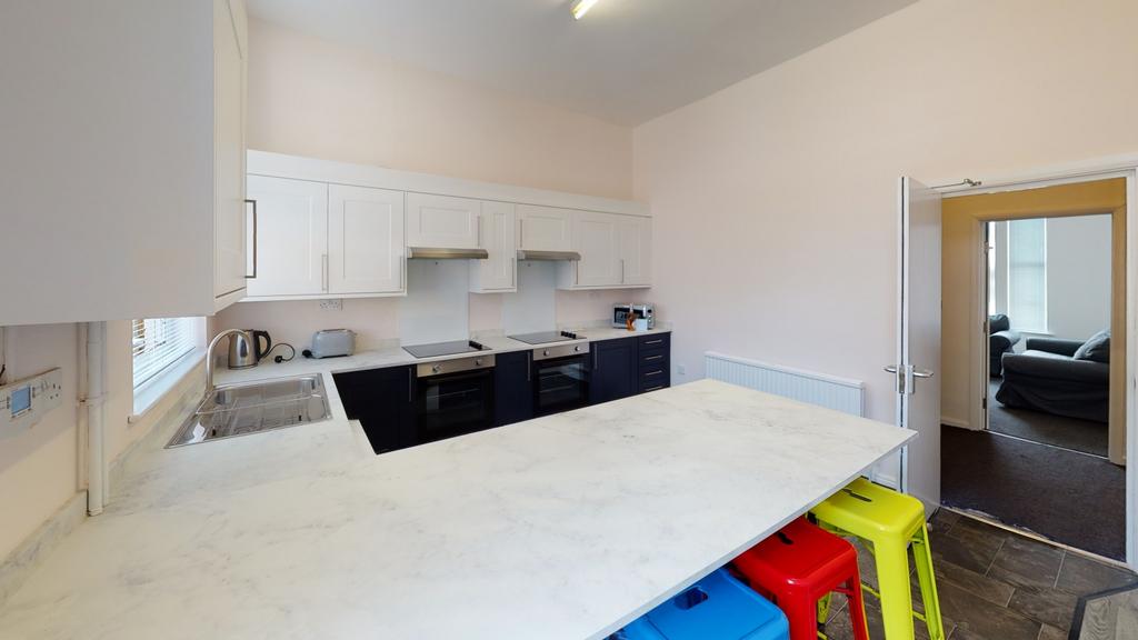 House in Nottingham - View 2