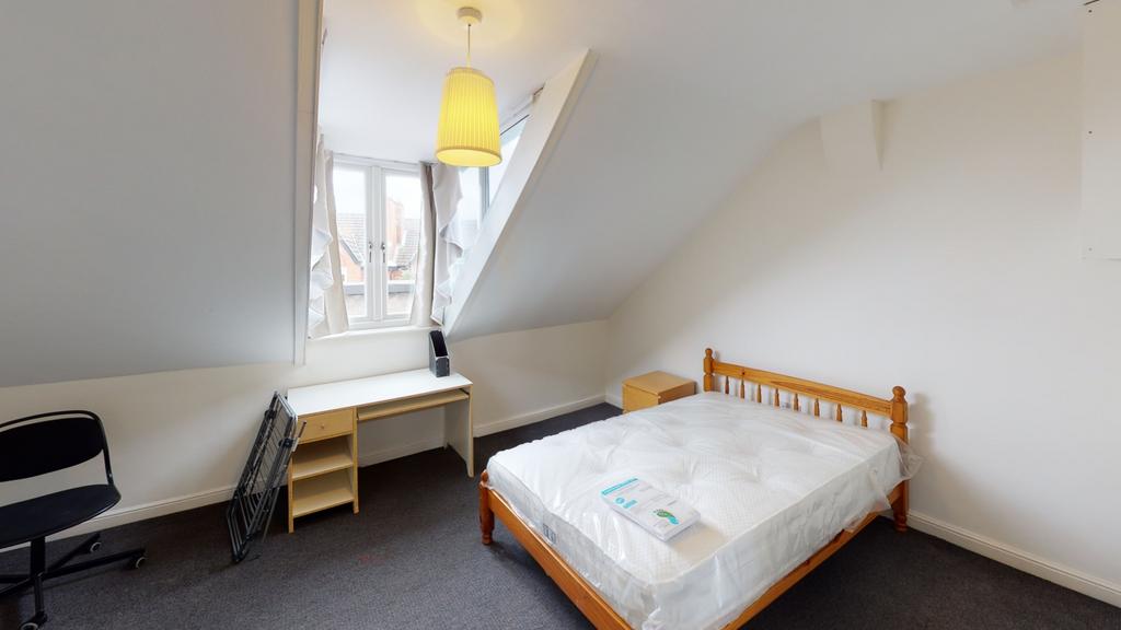 House in Nottingham - View 5