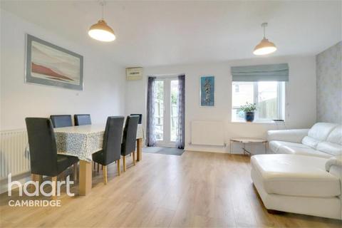 4 bedroom terraced house to rent, Graham Road, Cambridge