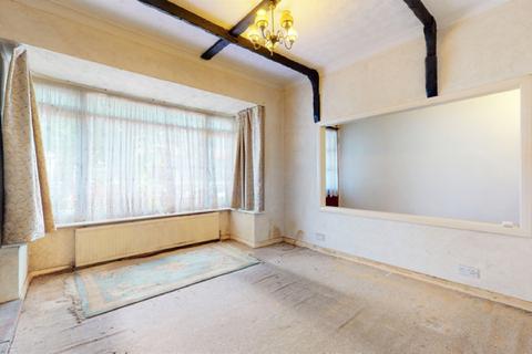 3 bedroom end of terrace house for sale - 10 St. Albans Avenue, East Ham