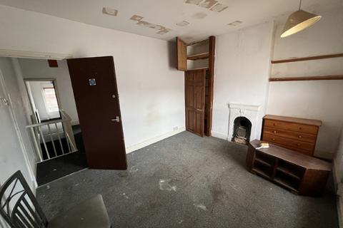 83 Baker Street, Northampton, NN2 6DH