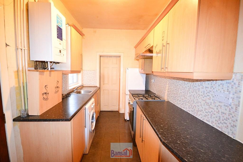 Humber Avenue, Stoke, Coventry CV1 2AU 2 bed terraced house for sale