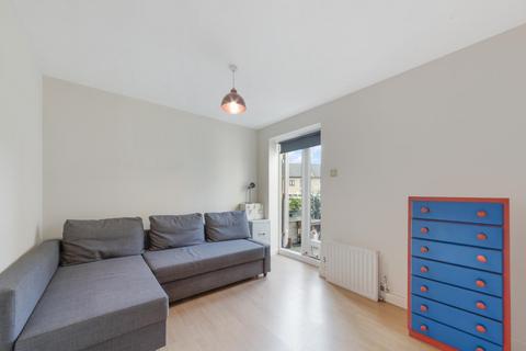 Flat 1, York House, 4 De Quincey Mews, London, E16 1SU