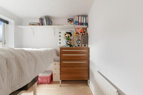 Flat 1, York House, 4 De Quincey Mews, London, E16 1SU