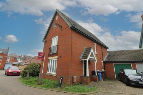 3 bedroom detached house for sale - Bilberry Road, Ravenswood, Ipswich, IP3