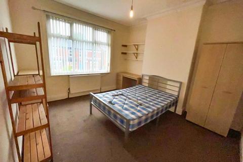 4 bedroom terraced house to rent, Old Moat Lane, Withington, M20