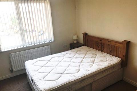 4 bedroom house to rent, Greengage, Grove Village, Manchester, M13