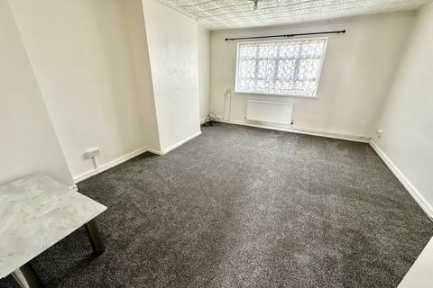 2 bedroom flat to rent, Down Way, Northolt, Greater London, UB5