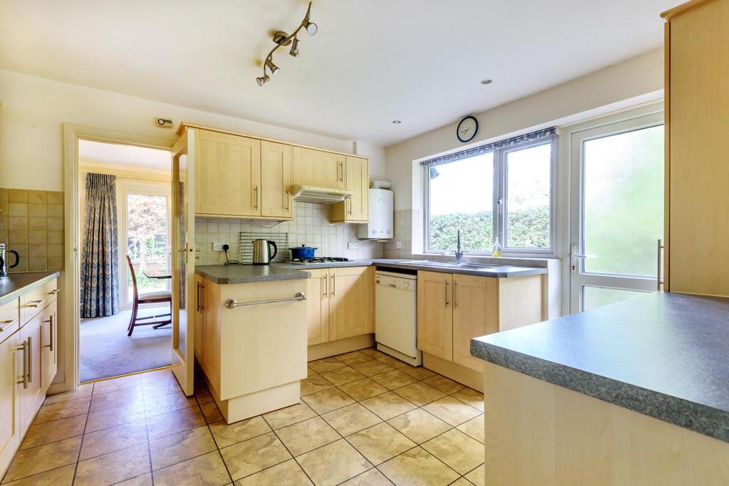 South Hill Road, Bromley 3 bed bungalow £725,000