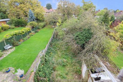 21 Rushdene Road, Pinner, HA5 1SW