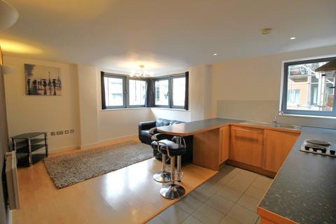 2 bedroom flat for sale, VELOCITY EAST, 4 CITY WALK, LEEDS, WEST YORKSHIRE, LS11