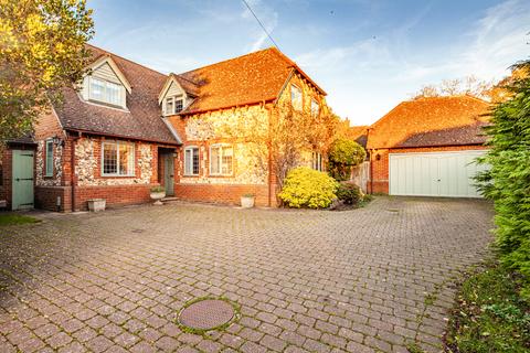 4 bedroom detached house to rent - May Cottage, Upper Basildon, RG8