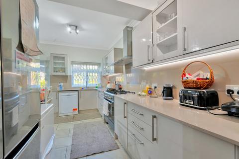 59 Vyner Road, London, W3 7LZ