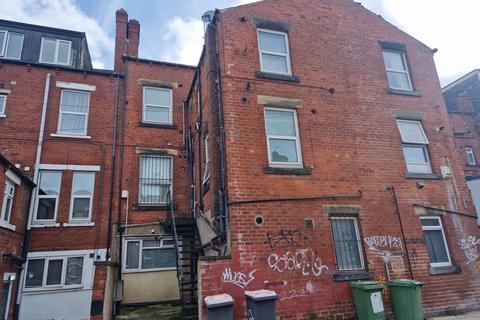 175 Hyde Park Road, Leeds, LS6 1AH