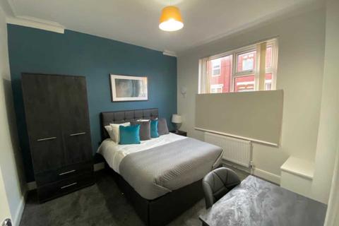 4 bedroom house share to rent - Fitzwarren Street, Salford.