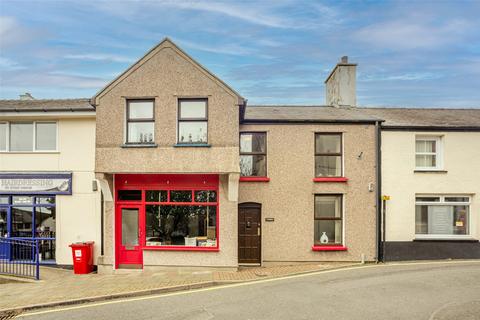 5 bedroom terraced house for sale, Market Street, Amlwch, Isle of Anglesey, LL68