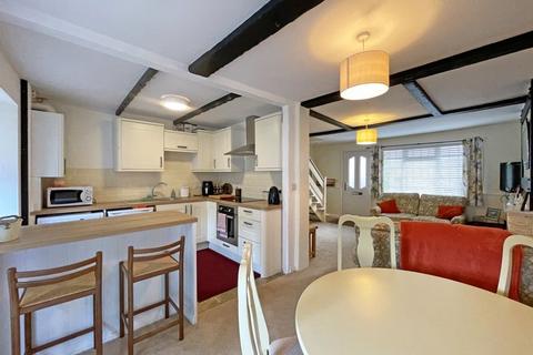30 Fore Street, Ide, Exeter, EX2 9RQ