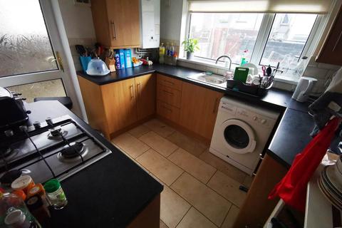 4 bedroom house to rent - Dogfield Street, Cathays, Cardiff