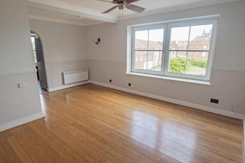 1 bedroom apartment to rent - Phoenix House, Old Town, Hull, East yorkshire, HU1 1NR