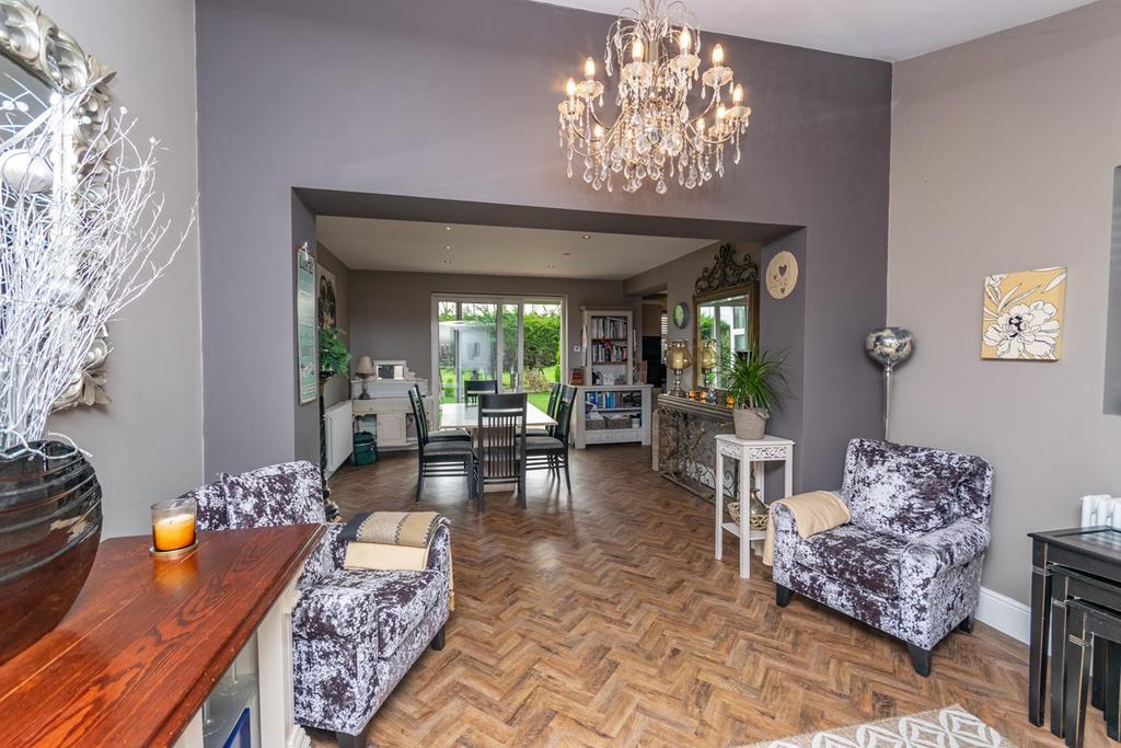 Sandy Lane, Blackpool, FY4 4 bed detached house £650,000