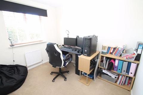 22 De Havilland Close, Hawkinge, Folkestone, CT18 7FE