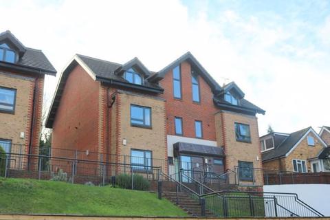 2 bedroom apartment to rent, Kingsmead Road, High Wycombe